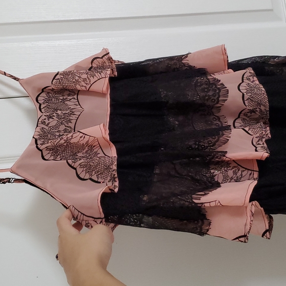 Yiyimei Tiered Mini Dress - Picture 3 of 3